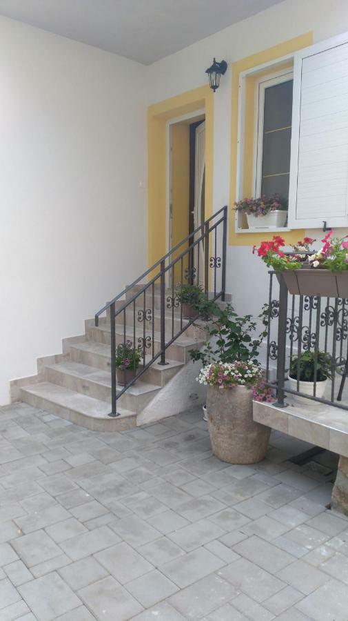 Danijel Apartment Novi Vinodolski Exterior photo